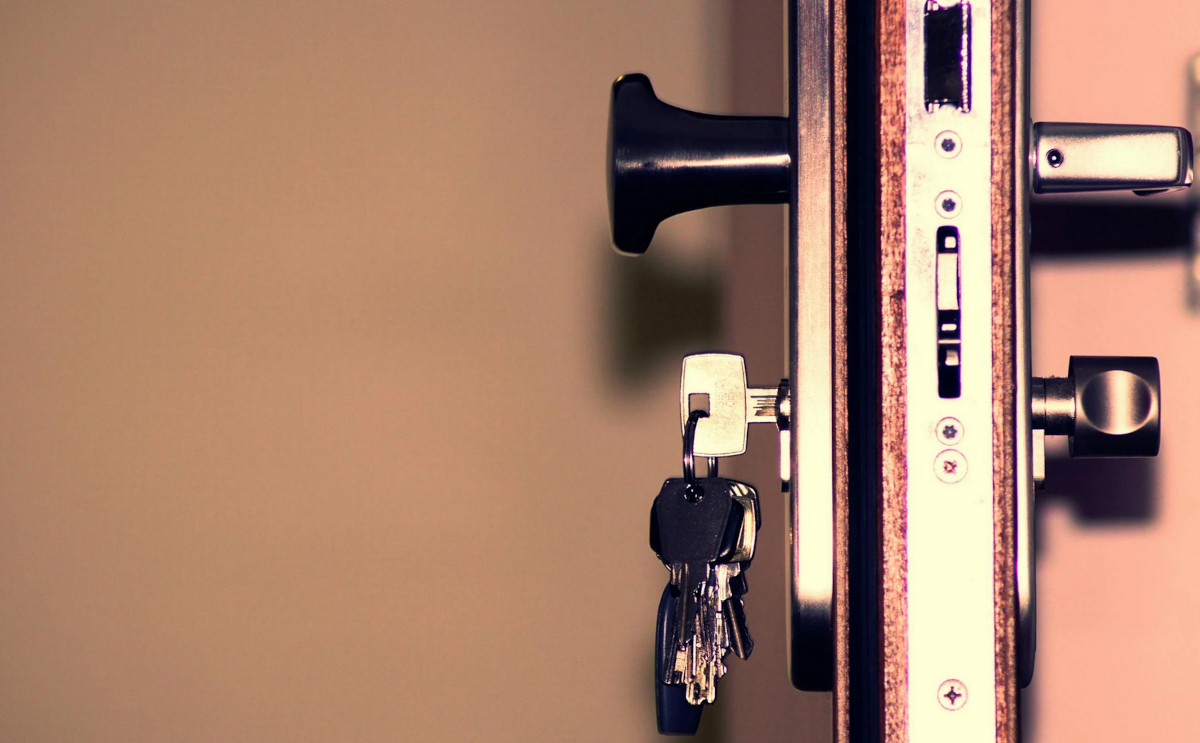 Awaryjne otwieranie drzwi Warszawa